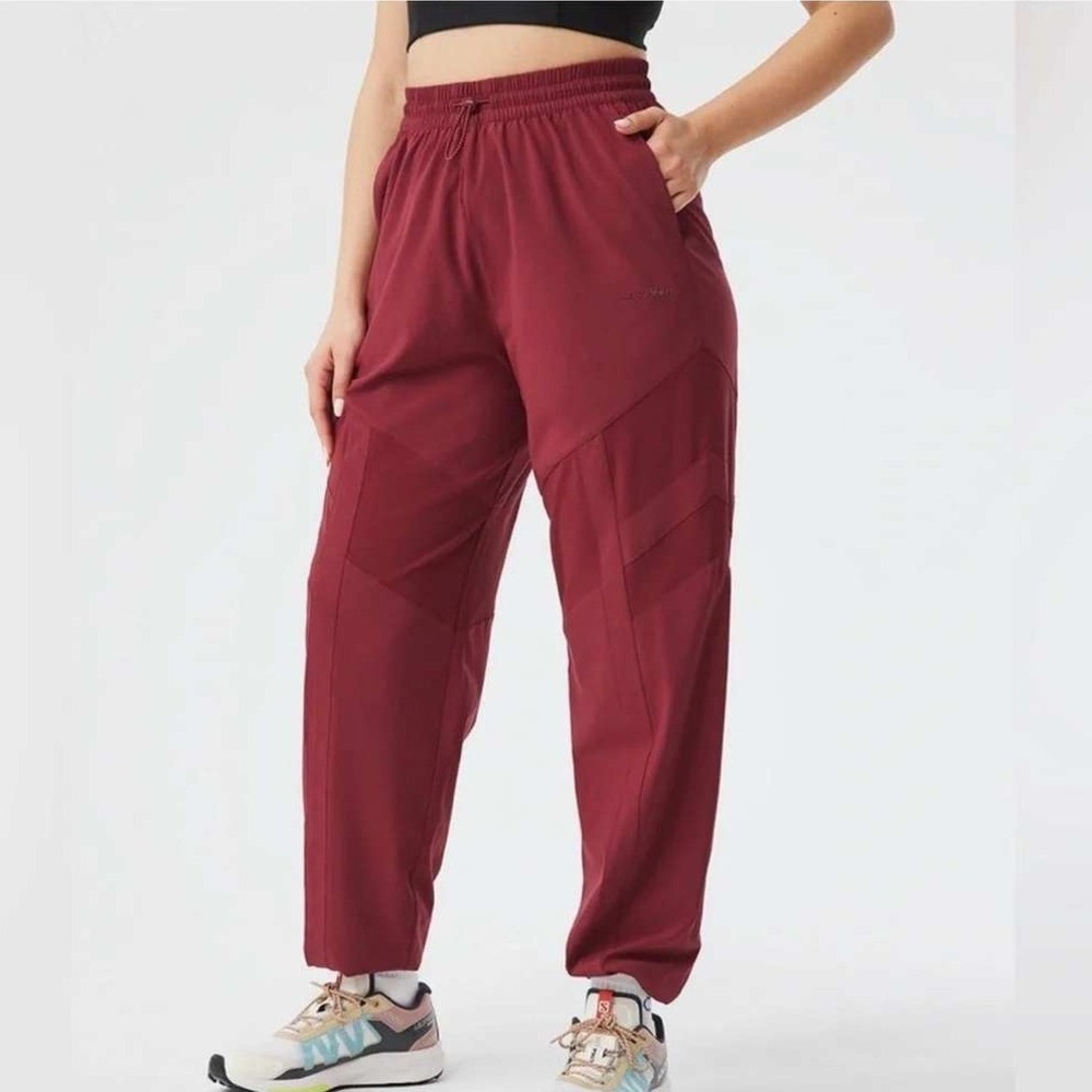 Outdoor Voices Relay Pants S Red Track Jogger Ankle Bungee Y2K Techwear Gorpcore
